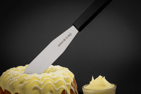 Mundial 5650-6 Baker's Icing Spatula 5600 Series 6 inches Black
