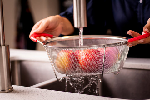 Mundial RKT-0025 Colander Strainer With Red Silicone Handles 9.inches