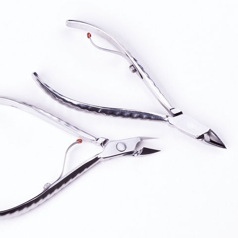 Mundial 722-PR Cuticle Nipper Professional Full Jaw Short Handle.