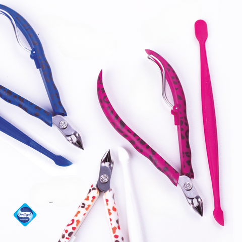 Mundial 758-S Style Cuticle Nipper and Nail Care Kit 2 Piece