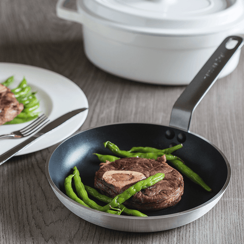 Mundial PA7000-20 Professional Chef Frying Pan Non-Stick Teflon 7.8 inches Cast Aluminum