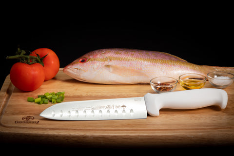 Mundial W5604-7GE Santoku Knife Hollow Edge 5600 Series 7 inches White