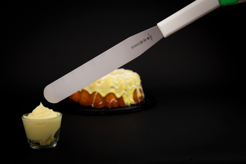 Mundial W5650-10 Icing Spatula 5600 Series 10 inches White